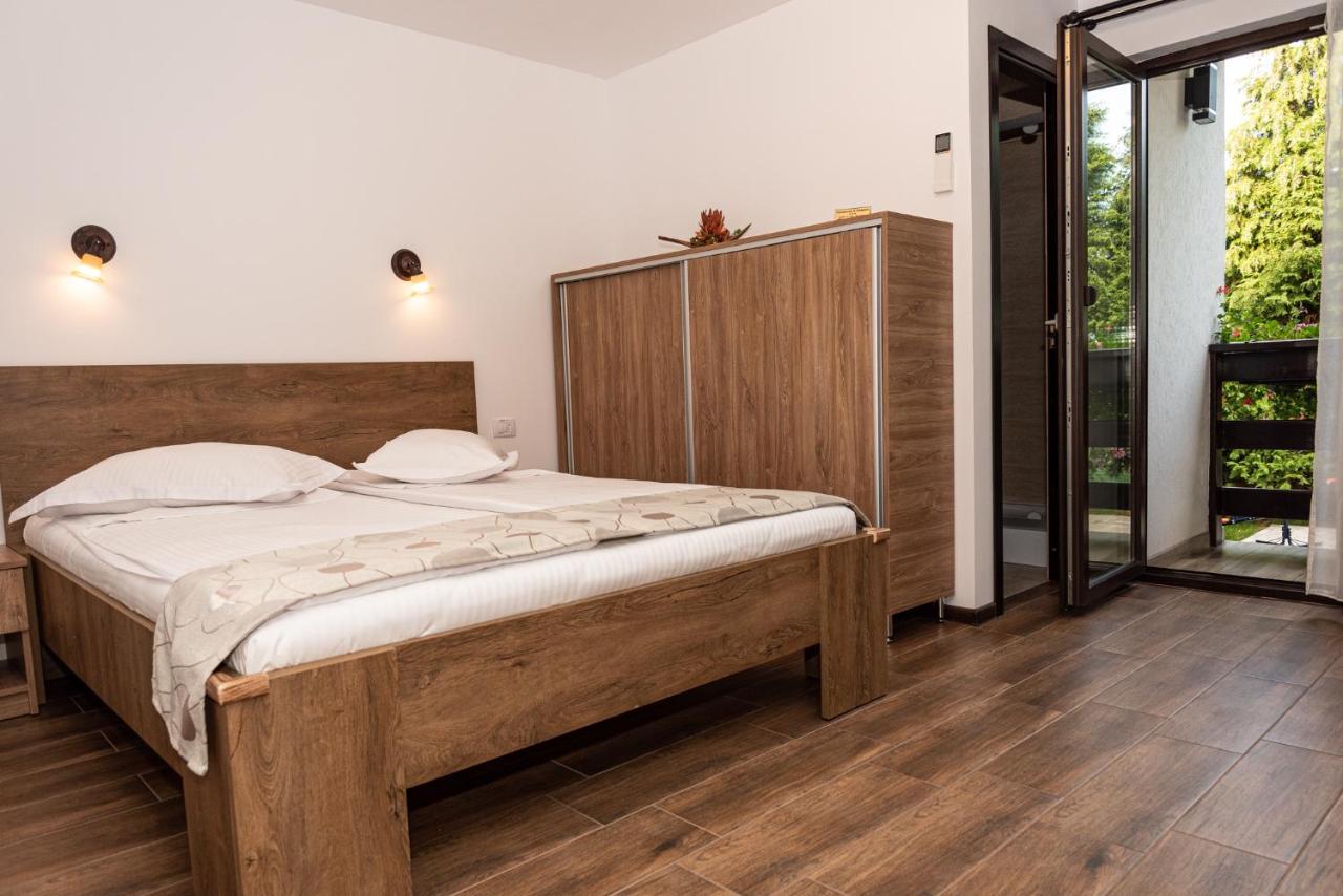 Hotel K'Raman Râmnicu Vâlcea Esterno foto